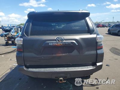 Zdjęcie 6 z 13 samochodu: 2015 TOYOTA 4RUNNER SR5 VIN:JTEZU5JR2F5089485 - miniatura
