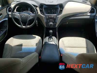 Zdjęcie 8 z 13 samochodu: 2017 HYUNDAI SANTA FE SE VIN:KM8SM4HF4HU235627 - miniatura