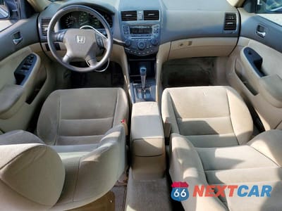 Zdjęcie 8 z 12 samochodu: 2007 HONDA ACCORD SE VIN:1HGCM66457A059176 - miniatura