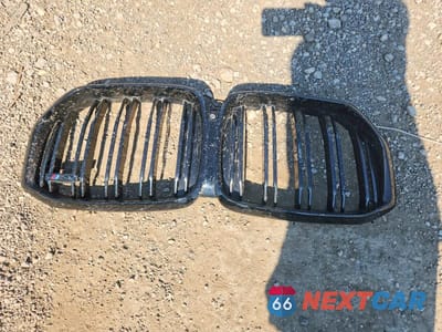 Zdjęcie 13 z 14 samochodu: 2020 BMW X5 M VIN:5YMJU0C0XL9D64019 - miniatura