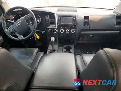 Zdjęcie 8 z 13 samochodu: 2019 TOYOTA SEQUOIA TRD SPORT VIN:5TDBY5G15KS174210 - miniatura