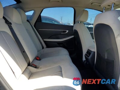 Zdjęcie 10 z 12 samochodu: 2021 HYUNDAI SONATA HYBRID BLUE VIN:KMHL24JJ0MA029600 - miniatura