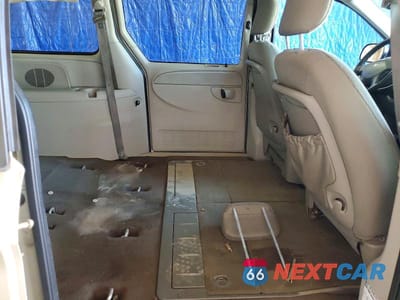 Zdjęcie 11 z 13 samochodu: 2005 DODGE GRAND CARAVAN SXT VIN:2D4GP44L25R290859 - miniatura