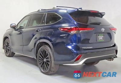 Czwarte zdjęcie samochodu z boku: 2024 TOYOTA HIGHLANDER XSE VIN:5TDKDRBH1RS557062 - miniatura