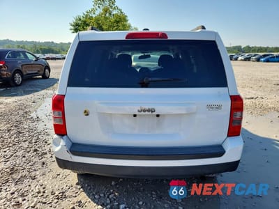Zdjęcie 6 z 13 samochodu: 2016 JEEP PATRIOT SPORT VIN:1C4NJPBA4GD670378 - miniatura