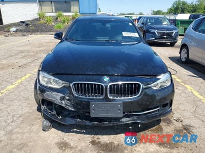 Piąte zdjęcie samochodu w środku: 2018 BMW 330 XI VIN:WBA8D9C51JEM31628 - miniatura
