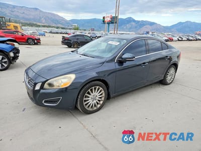2012 VOLVO S60 T5 YV1622FSXC2100179 - główne zdjęcie licytacji z USA - miniatura