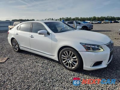 Czwarte zdjęcie samochodu z boku: 2013 LEXUS LS 460L VIN:JTHGL5EF6D5047945 - miniatura