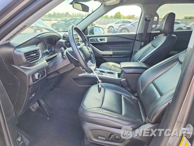 Zdjęcie 7 z 13 samochodu: 2023 FORD EXPLORER XLT VIN:1FMSK7DH0PGA69604 - miniatura