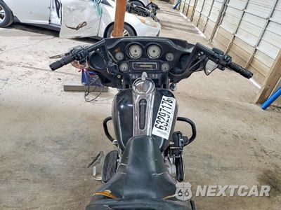 Zdjęcie 6 z 9 samochodu: 2011 HARLEY-DAVIDSON FLHX VIN:1HD1KBM11BB642696 - miniatura