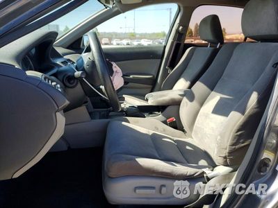 Zdjęcie 7 z 12 samochodu: 2010 HONDA ACCORD LXP VIN:1HGCP2F46AA016876 - miniatura