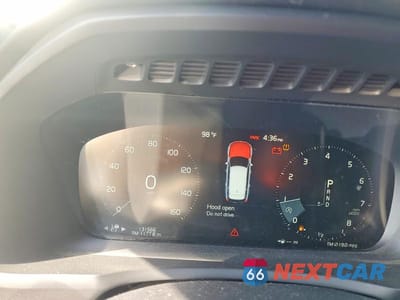 Zdjęcie 9 z 13 samochodu: 2018 VOLVO XC90 T6 VIN:YV4A22PK9J1351547 - miniatura