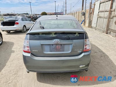 Zdjęcie 6 z 12 samochodu: 2004 TOYOTA PRIUS BASE VIN:JTDKB22U440109243 - miniatura