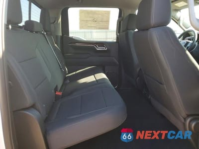Zdjęcie 10 z 12 samochodu: 2026 GMC SIERRA K1500 SLE VIN:3GTPUBEK1TG163278 - miniatura