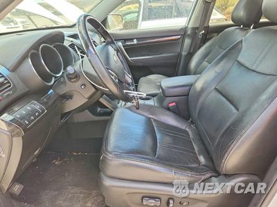 Zdjęcie 7 z 13 samochodu: 2012 KIA SORENTO SX VIN:5XYKWDA29CG265531 - miniatura