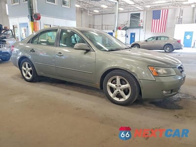 Czwarte zdjęcie samochodu z boku: 2007 HYUNDAI SONATA SE VIN:5NPEU46F27H261026 - miniatura