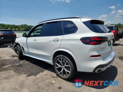 Drugie zdjęcie samochodu z przodu: 2026 BMW X5 XDRIVE50E VIN:5UX43EU02T9055922 - miniatura