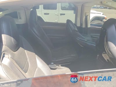 Zdjęcie 11 z 13 samochodu: 2016 TESLA MODEL X VIN:5YJXCBE2XGF003883 - miniatura