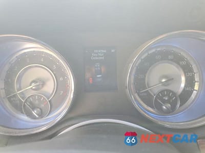 Zdjęcie 9 z 12 samochodu: 2013 CHRYSLER 300 VIN:2C3CCAAG9DH534027 - miniatura