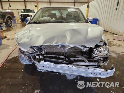 Piąte zdjęcie samochodu w środku: 2016 SUBARU IMPREZA PREMIUM VIN:JF1GJAB61GH013294 - miniatura