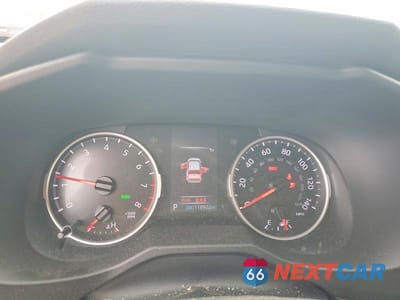 Zdjęcie 9 z 12 samochodu: 2021 TOYOTA RAV4 XLE VIN:2T3W1RFV1MC153830 - miniatura