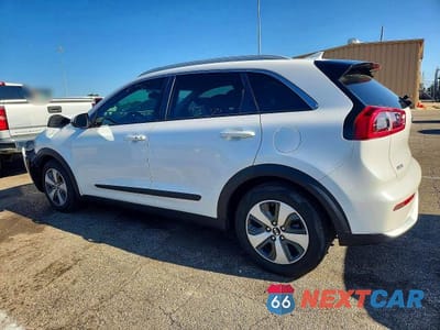 Drugie zdjęcie samochodu z przodu: 2017 KIA NIRO LX VIN:KNDCB3LC4H5085518 - miniatura