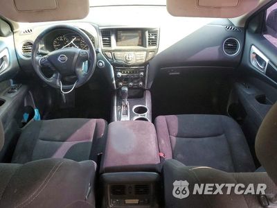 Zdjęcie 8 z 13 samochodu: 2014 NISSAN PATHFINDER SV VIN:5N1AR2MN2EC711809 - miniatura