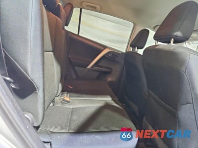 Zdjęcie 11 z 13 samochodu: 2018 TOYOTA RAV4 LE VIN:2T3BFREV3JW849648 - miniatura