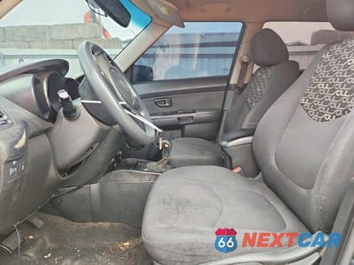 Zdjęcie 7 z 12 samochodu: 2011 KIA SOUL + VIN:KNDJT2A21B7314872 - miniatura