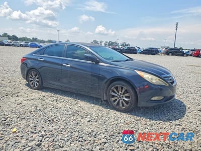 Czwarte zdjęcie samochodu z boku: 2011 HYUNDAI SONATA SE VIN:5NPEC4AC7BH282771 - miniatura