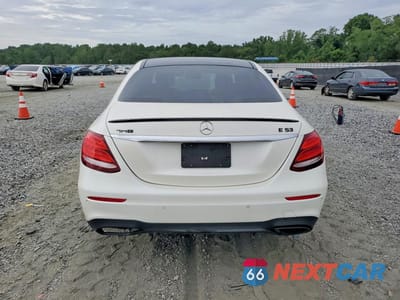 Zdjęcie 6 z 12 samochodu: 2018 MERCEDES-BENZ E 300 4MATIC VIN:WDDZF4KB5JA344534 - miniatura
