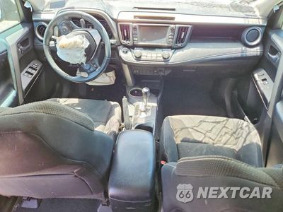 Zdjęcie 8 z 12 samochodu: 2017 TOYOTA RAV4 XLE VIN:2T3WFREV2HW363974 - miniatura
