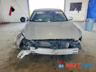 Piąte zdjęcie samochodu w środku: 2022 NISSAN ALTIMA SV VIN:1N4BL4DV6NN400304 - miniatura