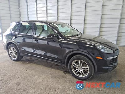 Czwarte zdjęcie samochodu z boku: 2016 PORSCHE CAYENNE VIN:WP1AA2A20GLA09219 - miniatura