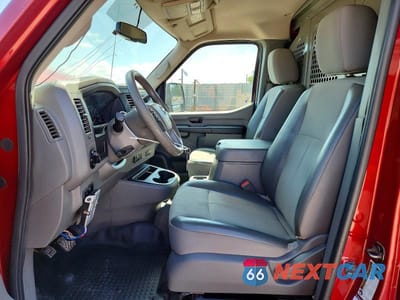 Zdjęcie 7 z 14 samochodu: 2017 NISSAN NV 3500 HD SL VIN:1N6AF0KY2HN806651 - miniatura