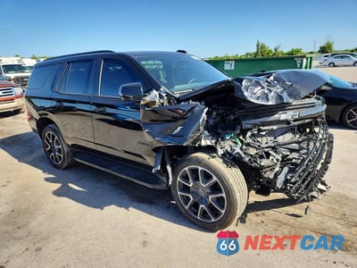 Czwarte zdjęcie samochodu z boku: 2025 CHEVROLET TAHOE C1500 RST VIN:1GNS5RR81SR305424 - miniatura