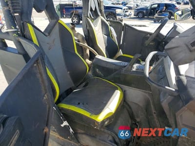 Zdjęcie 6 z 10 samochodu: 2015 CAN-AM MAVERICK UTILITY VEHICLE VIN:3JBPDAR29FJ001140 - miniatura