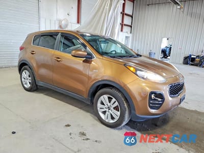 Czwarte zdjęcie samochodu z boku: 2018 KIA SPORTAGE LX VIN:KNDPMCAC6J7391922 - miniatura