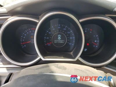 Zdjęcie 9 z 12 samochodu: 2015 KIA OPTIMA LX VIN:KNAGM4A74F5556424 - miniatura