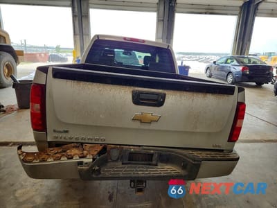 Zdjęcie 6 z 12 samochodu: 2010 CHEVROLET SILVERADO K1500 LTZ VIN:3GCRKTE36AG230077 - miniatura