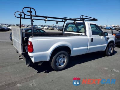 Trzecie zdjęcie samochodu z tyłu: 2008 FORD F350 SRW SUPER DUTY VIN:1FTSF30528EA63071 - miniatura