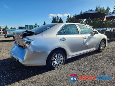 Trzecie zdjęcie samochodu z tyłu: 2014 TOYOTA CAMRY LE VIN:4T4BF1FK9ER405944 - miniatura