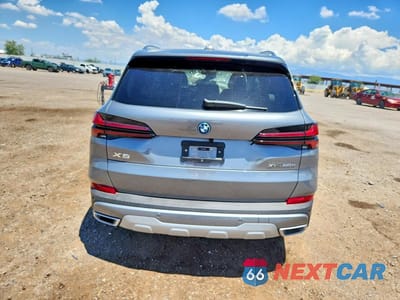 Zdjęcie 6 z 12 samochodu: 2026 BMW X5 XDRIVE50E VIN:5UX43EU08T9458934 - miniatura
