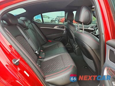 Zdjęcie 10 z 12 samochodu: 2019 GENESIS G70 3.3T DYNAMIC EDITION VIN:KMTG34LE2KU015357 - miniatura