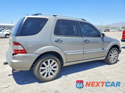 Trzecie zdjęcie samochodu z tyłu: 2005 MERCEDES-BENZ ML 350 VIN:4JGAB57E95A542692 - miniatura