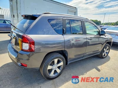 Trzecie zdjęcie samochodu z tyłu: 2016 JEEP COMPASS LATITUDE VIN:1C4NJDEB6GD598263 - miniatura