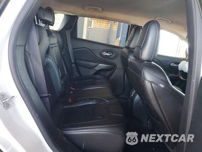 Zdjęcie 11 z 13 samochodu: 2019 JEEP CHEROKEE LATITUDE PLUS VIN:1C4PJLLB4KD220005 - miniatura
