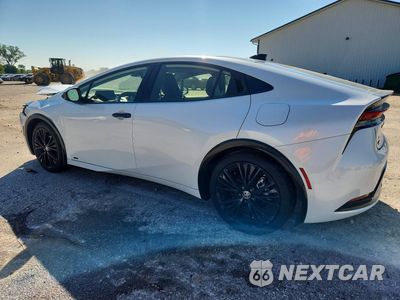 Drugie zdjęcie samochodu z przodu: 2026 TOYOTA PRIUS NIGHTSHADE VIN:JTDADABU2T3033325 - miniatura