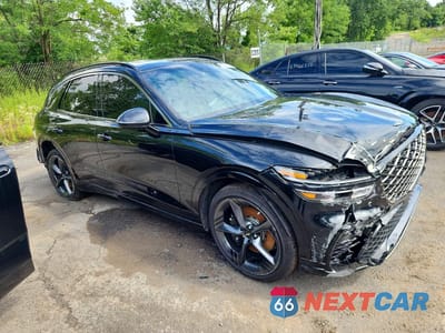 Czwarte zdjęcie samochodu z boku: 2026 GENESIS GV70 SPORT PRESTIGE VIN:KMUMFDTB5TU235654 - miniatura