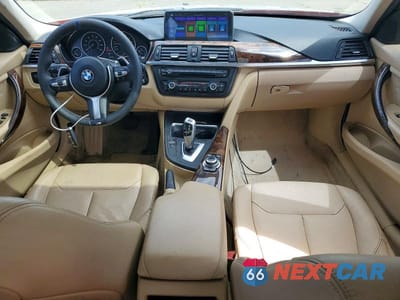 Zdjęcie 8 z 12 samochodu: 2013 BMW 320 I VIN:WBA3B1C59DF462657 - miniatura